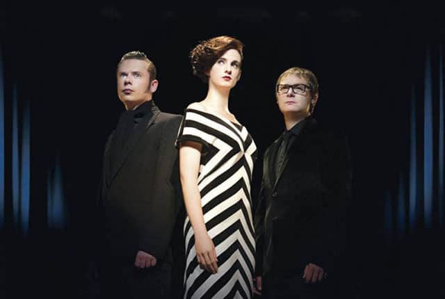 Hooverphonic “The Night Before”  –  Alex Callier interview